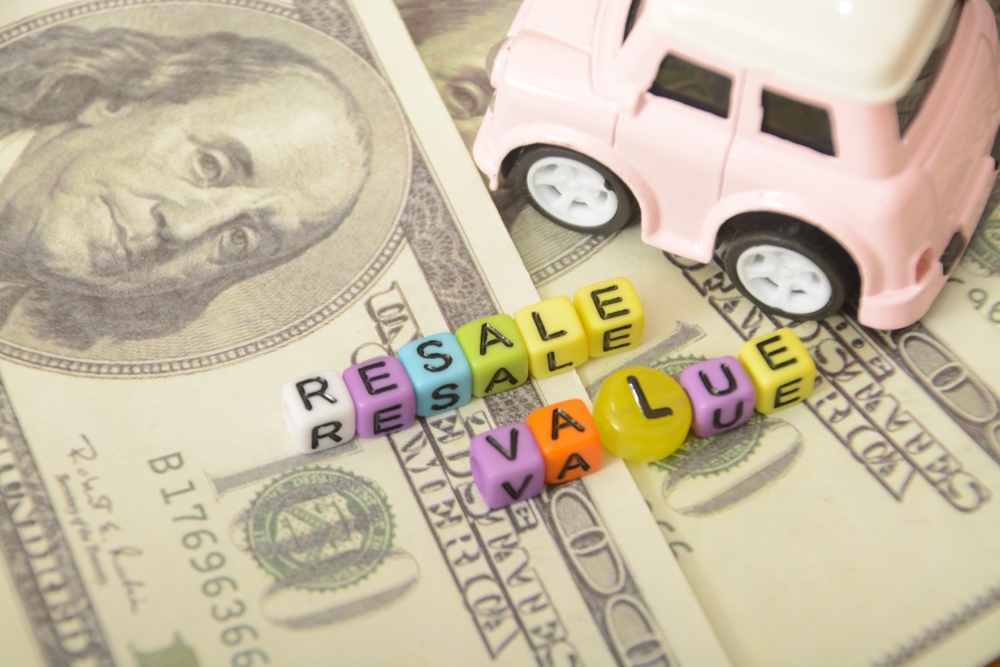 Photos,Featuring,Toy,Cars,With,Miniature,Dollar,Bills,,Symbolizing,The
